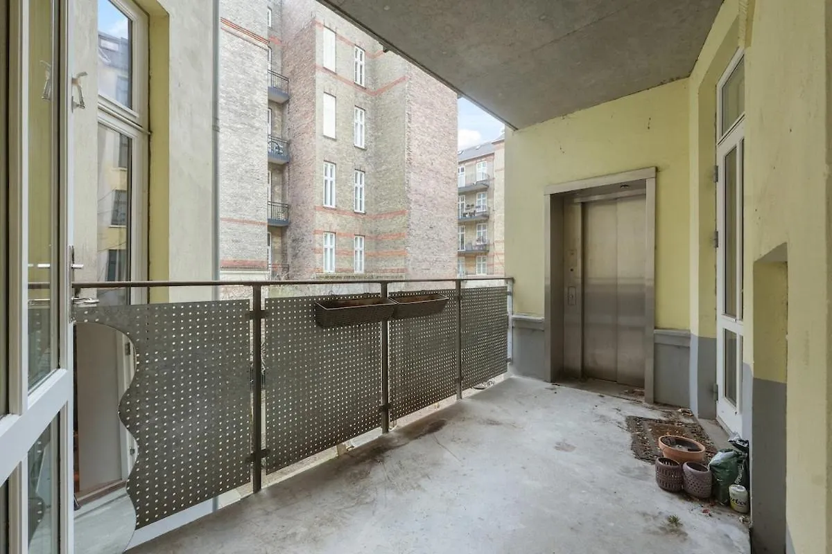 Apartment Spacious And Stylish Apt In Cph Copenhagen