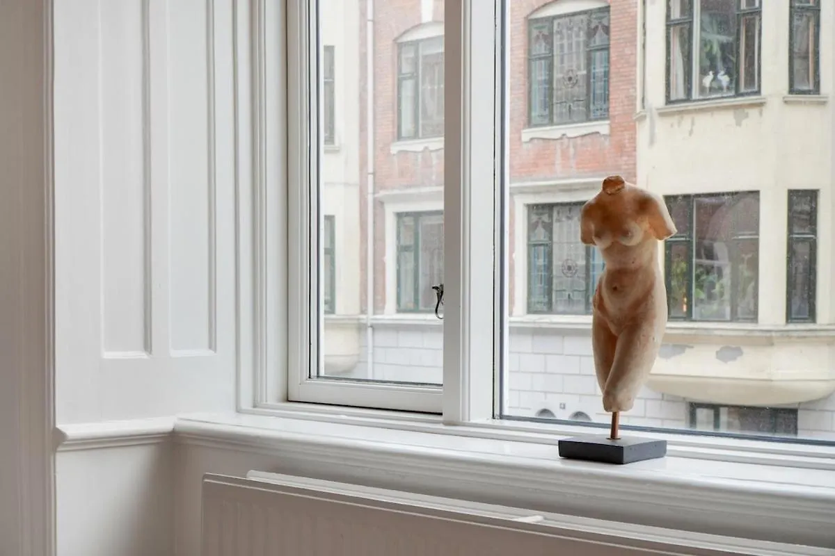 Spacious And Stylish Apt In Cph Copenhagen Apartment